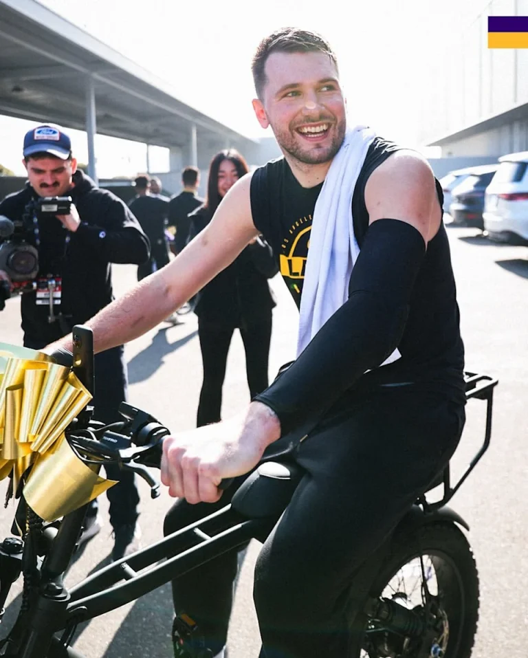 794f909e7b49b7d3758d3022d1d70352